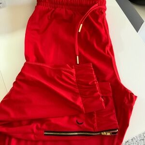 Zyia Red Peak Zipper Jogger